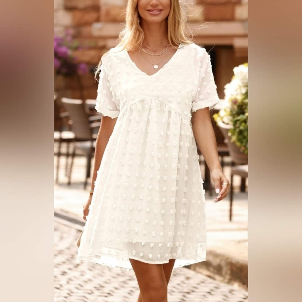 Women's Cream Swiss Dot V-Neck Boho Flowy Dress Size S